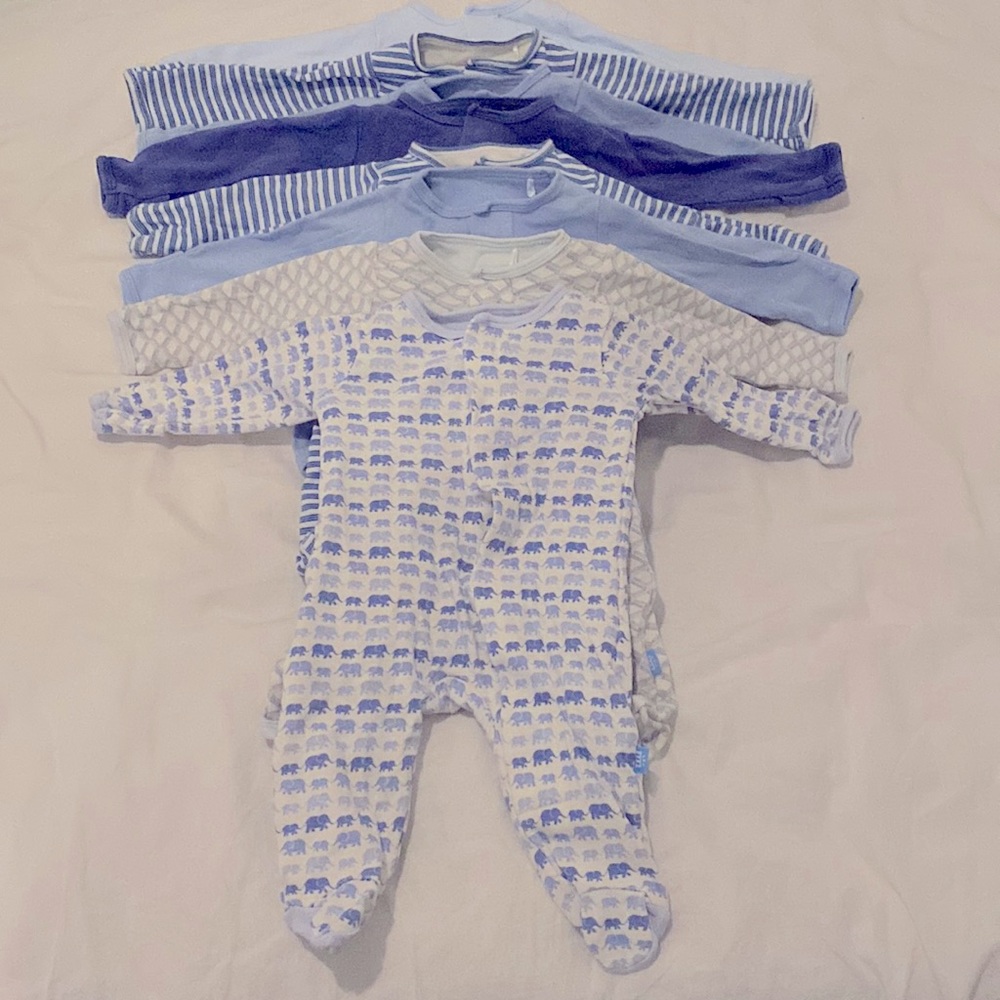 Bundle of 8 SIMPLY MAGNETIC ME Sleep and Plays
